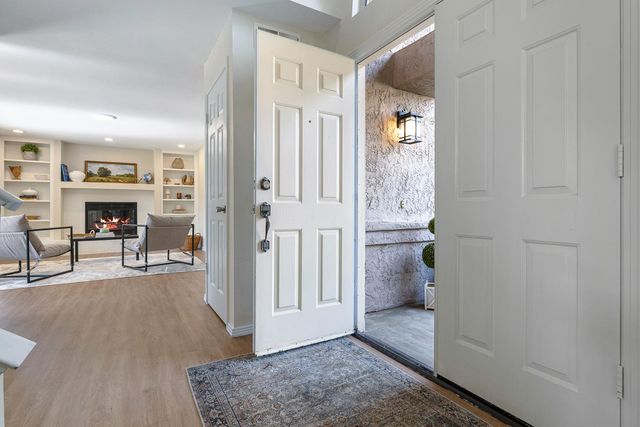 805 E Buckhill Road, Fresno, CA 93720