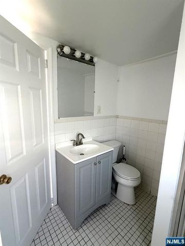 185 Hudson Street, Hackensack, NJ 07601