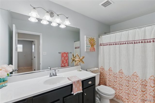 6906 Stafford Park Dr, Moseley, VA 23120
