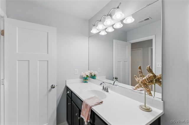 6906 Stafford Park Dr, Moseley, VA 23120