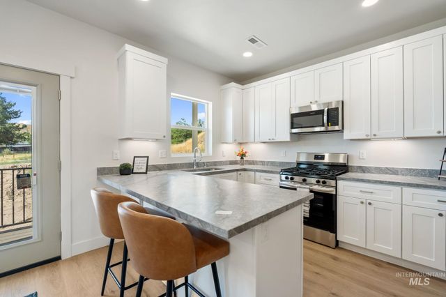 1164 Jasper Loop, Pocatello, ID 83204