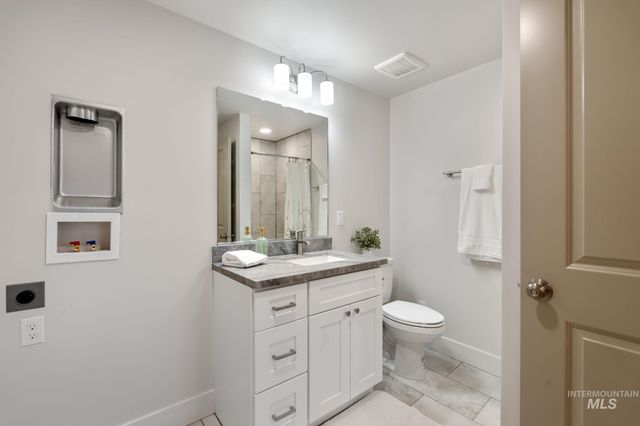 1164 Jasper Loop, Pocatello, ID 83204