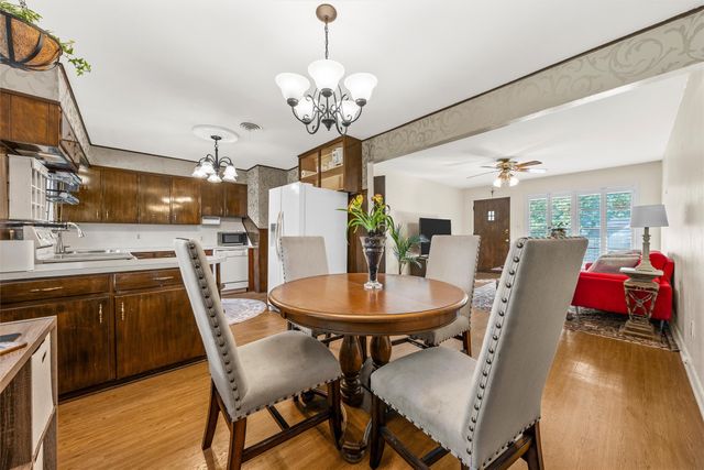 1207 N 65th Street, Waco, TX 76710