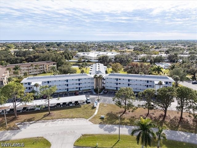 1429 Tropic TER, North Fort Myers, FL 33903