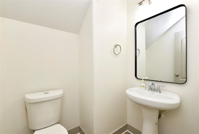 1107 Treasure Court, Baytown, TX 77521