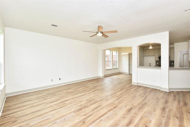 1107 Treasure Court, Baytown, TX 77521