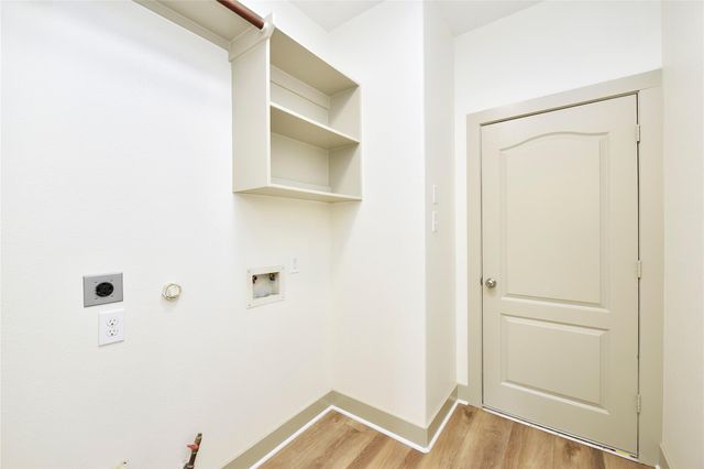 1107 Treasure Court, Baytown, TX 77521