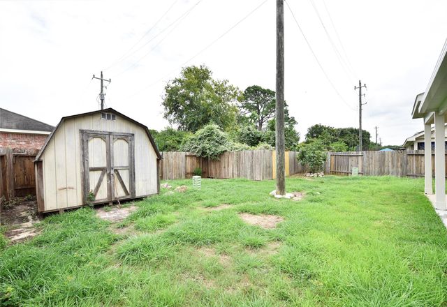 1107 Treasure Court, Baytown, TX 77521