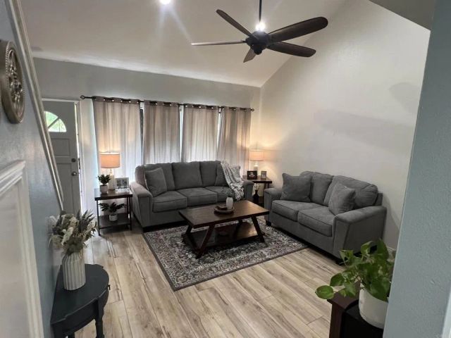 5722 E Stillwater Avenue 113, Orange, CA 92869