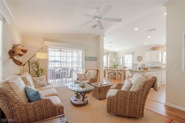 3098 Sloop LN, St James City, FL 33956