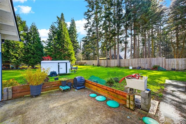 815 Hazzle Court, Coupeville, WA 98239