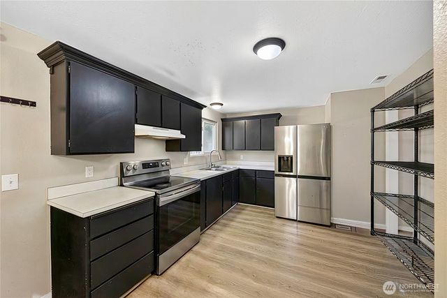 815 Hazzle Court, Coupeville, WA 98239