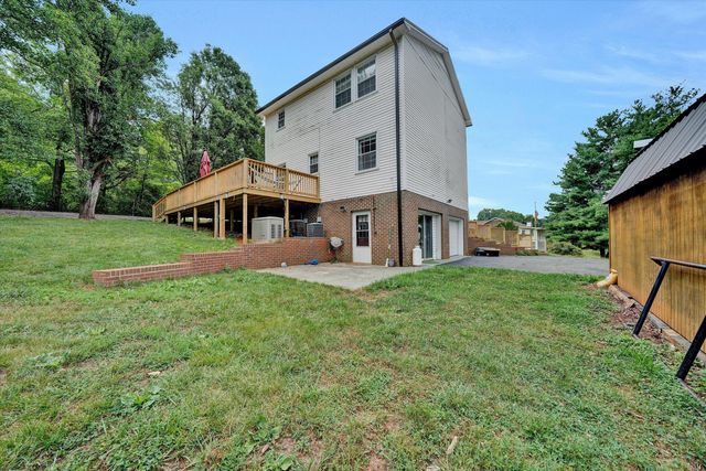 281 Cherokee Hills RD, Bassett, VA 24055