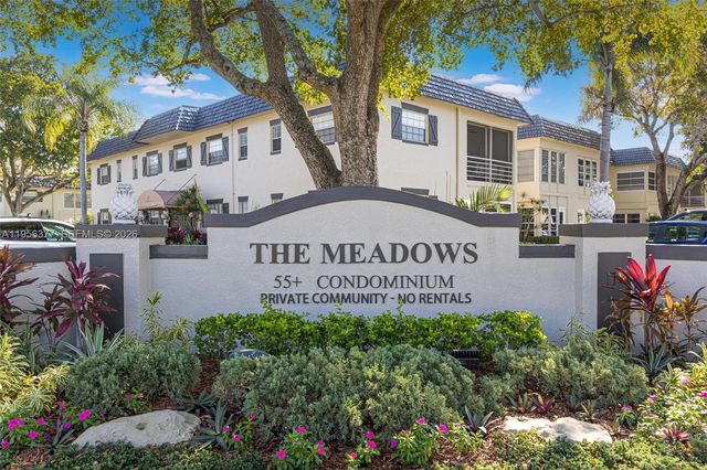 5661 SW 2nd Court 101, Margate, FL 33068
