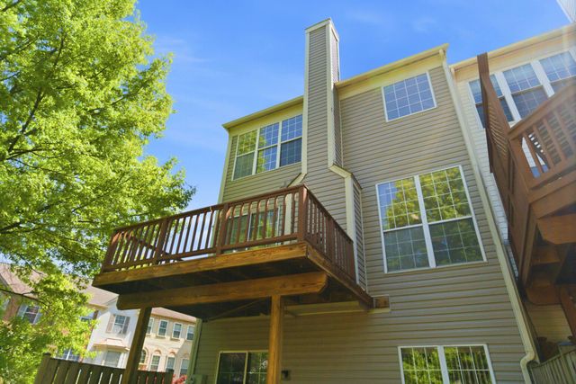 47647 SANDBANK SQ, Sterling, VA 20165