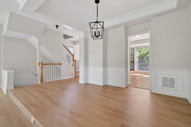 47647 SANDBANK SQ, Sterling, VA 20165