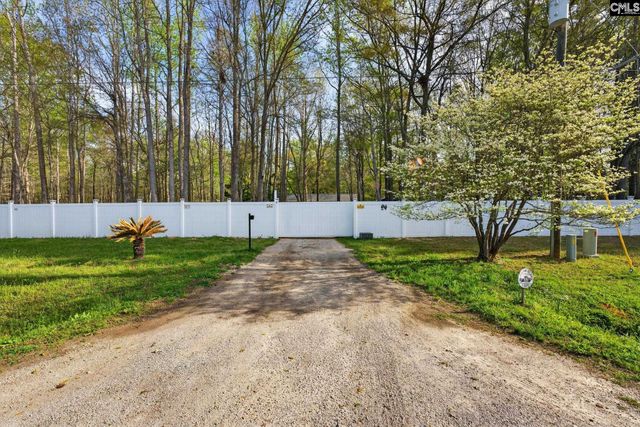 1313 Qualls Rd, Ridgeway, SC 29130