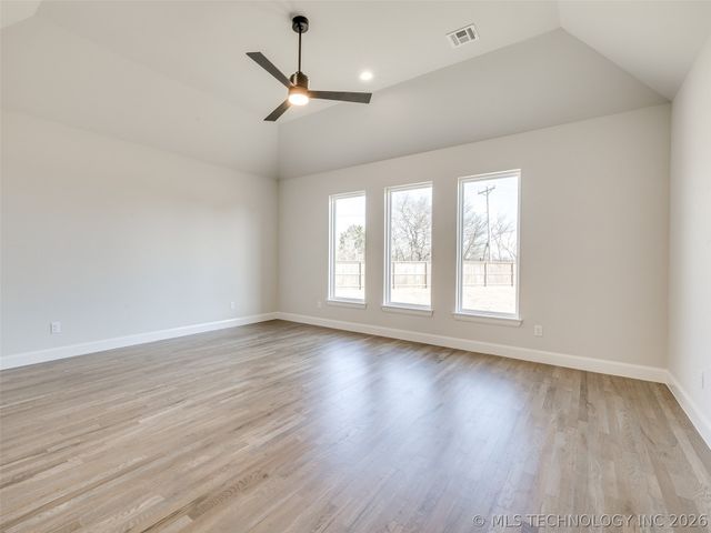 17827 S 48th East Avenue, Bixby, OK 74008