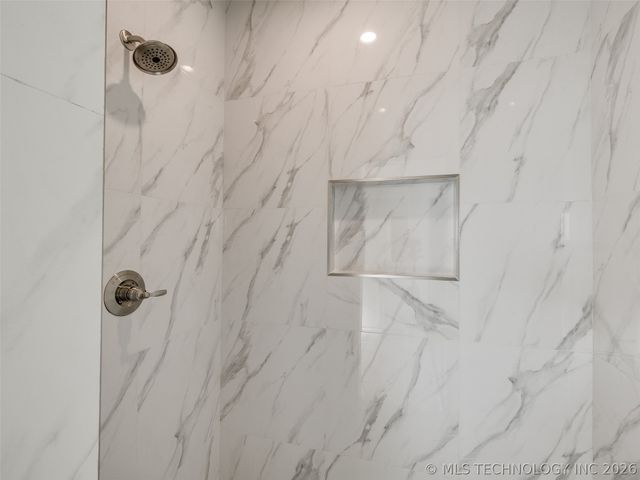 17827 S 48th East Avenue, Bixby, OK 74008