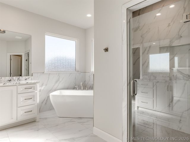 17827 S 48th East Avenue, Bixby, OK 74008