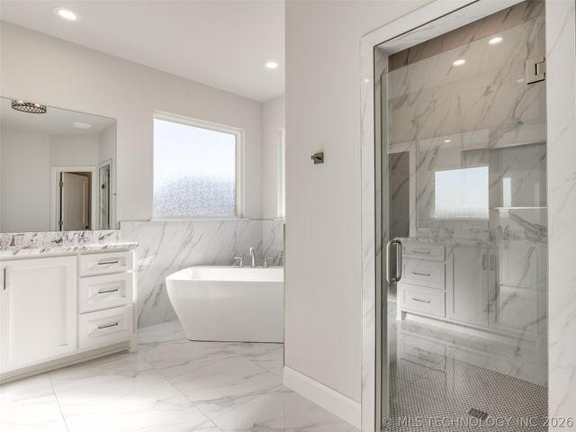 17827 S 48th East Avenue, Bixby, OK 74008