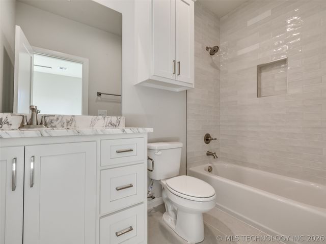 17827 S 48th East Avenue, Bixby, OK 74008