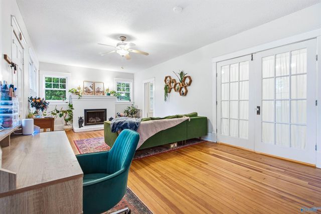 412 Gordon Drive SE, Decatur, AL 35601