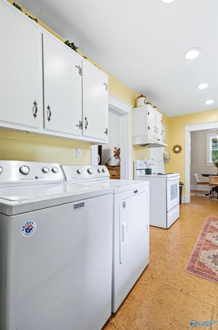 412 Gordon Drive SE, Decatur, AL 35601