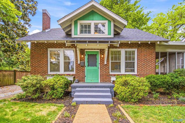 412 Gordon Drive SE, Decatur, AL 35601