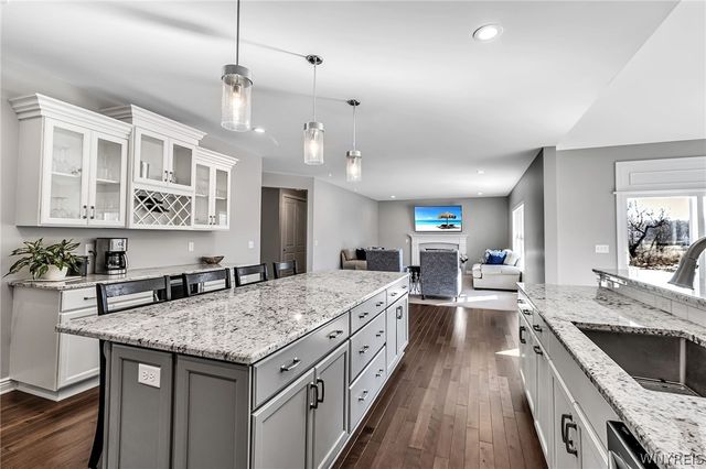 8961 Willyoungs Overlook, Clarence, NY 14031