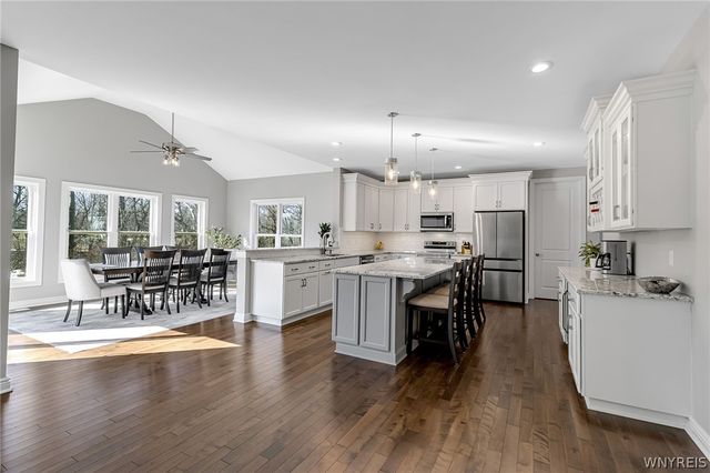 8961 Willyoungs Overlook, Clarence, NY 14031