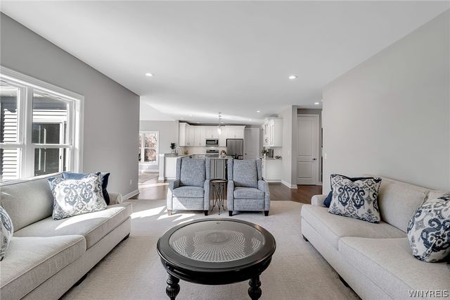 8961 Willyoungs Overlook, Clarence, NY 14031