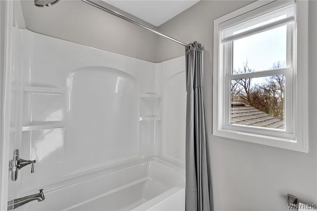 8961 Willyoungs Overlook, Clarence, NY 14031