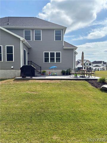 8961 Willyoungs Overlook, Clarence, NY 14031