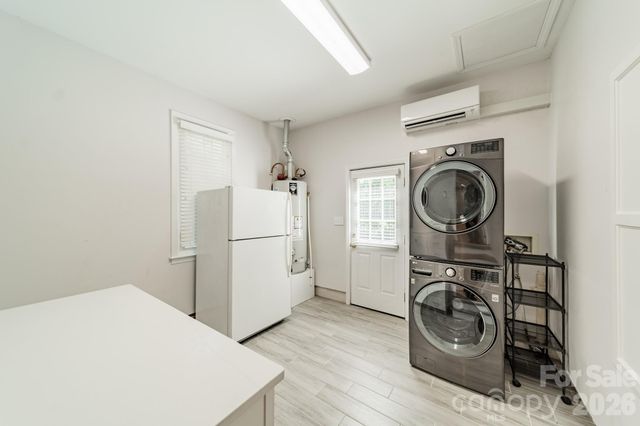 7101 Sherbourne Drive, Charlotte, NC 28210