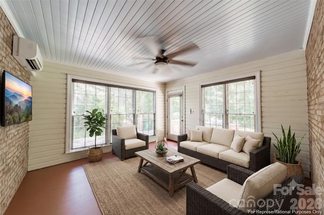 7101 Sherbourne Drive, Charlotte, NC 28210