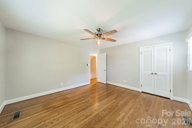 7101 Sherbourne Drive, Charlotte, NC 28210