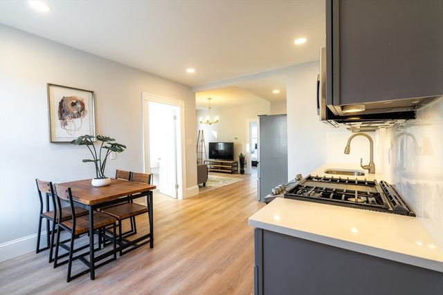 324 Hurley St 2, Cambridge, MA 02141