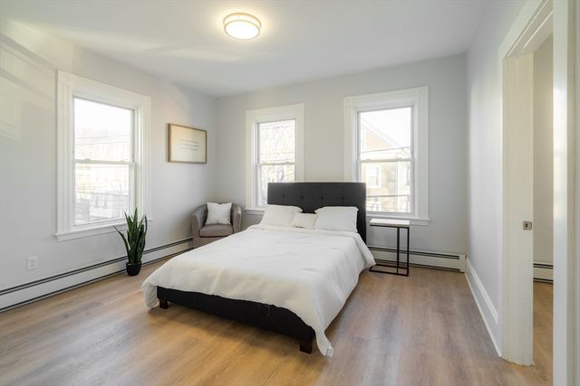 324 Hurley St 2, Cambridge, MA 02141