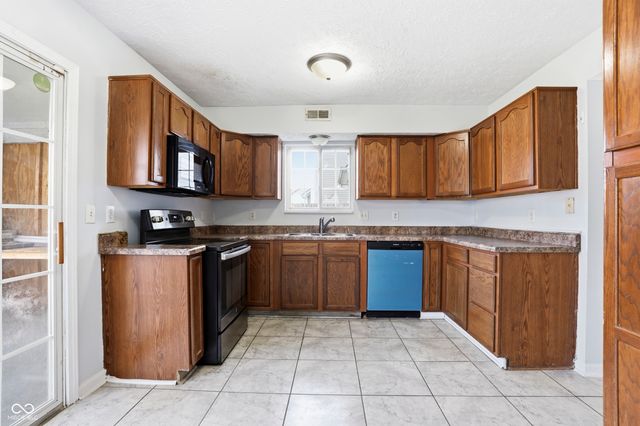 11148 Sanabria Drive, Indianapolis, IN 46235