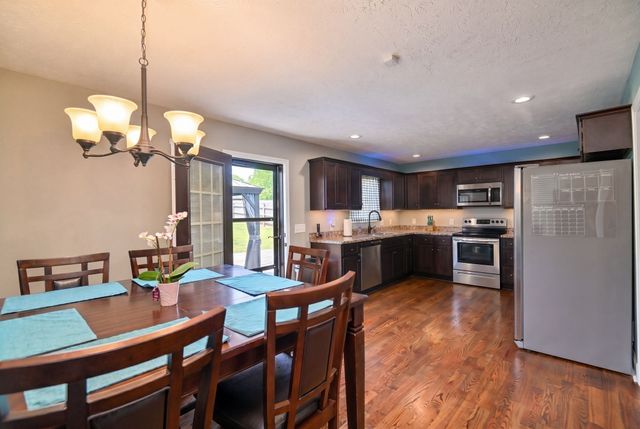 108 Smithfield Dr, Shelbyville, TN 37160