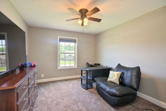 108 Smithfield Dr, Shelbyville, TN 37160