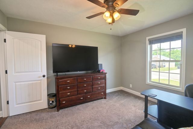 108 Smithfield Dr, Shelbyville, TN 37160