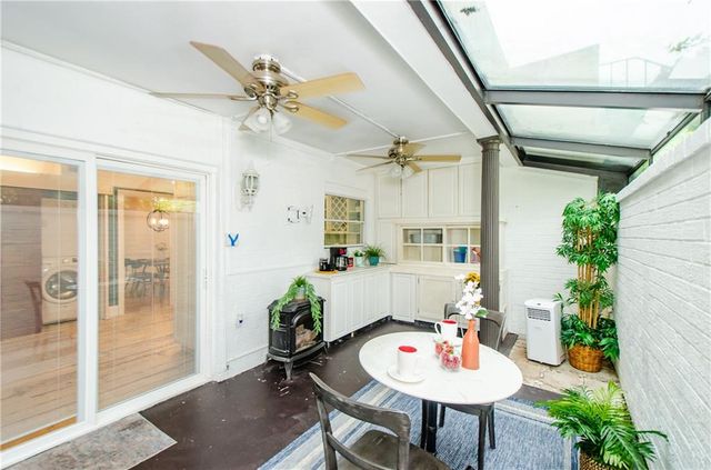 5400 Roswell Road D4, Sandy Springs, GA 30342