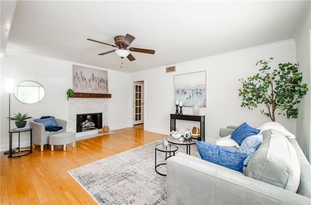 5400 Roswell Road D4, Sandy Springs, GA 30342