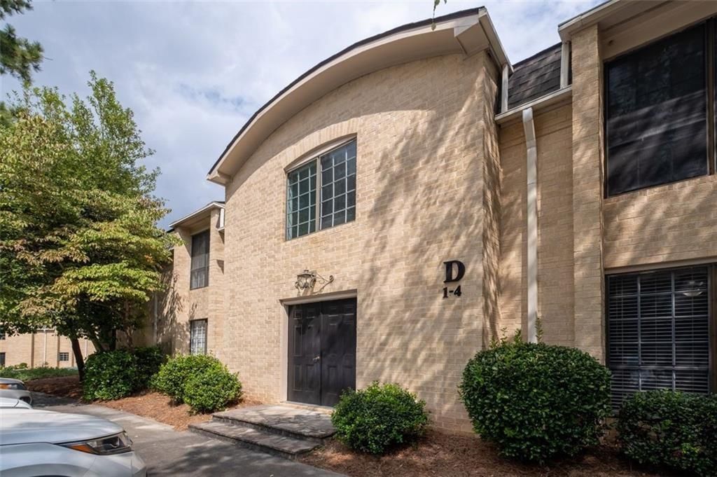 5400 Roswell Road D4, Sandy Springs, GA 30342
