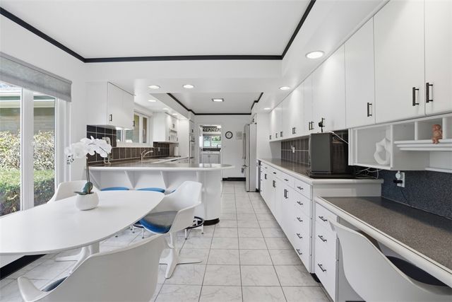 103 Zernich Dr, Center Twp, PA 15001