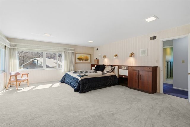 103 Zernich Dr, Center Twp, PA 15001