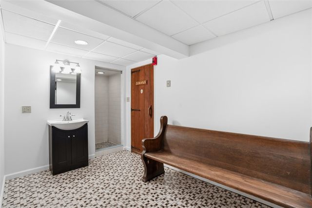 103 Zernich Dr, Center Twp, PA 15001