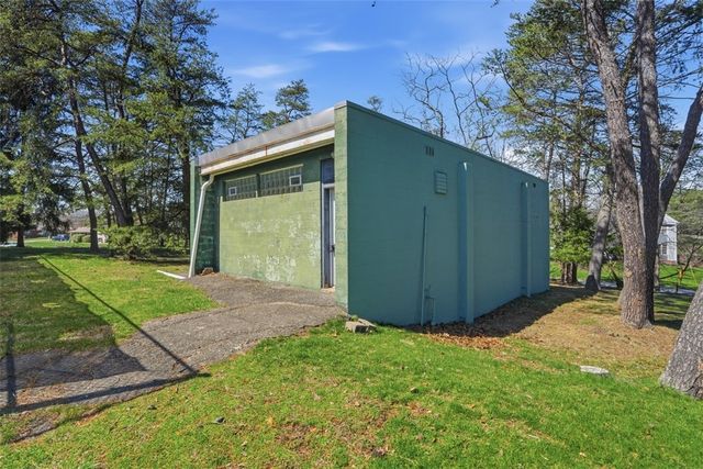 103 Zernich Dr, Center Twp, PA 15001